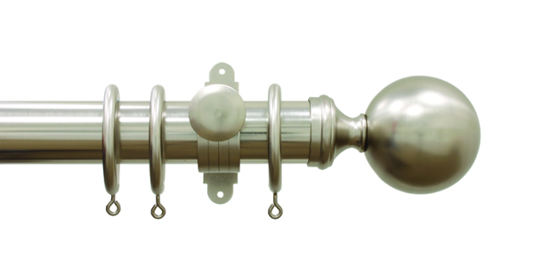 Seville 45mm Steel pole with rings and ball finials